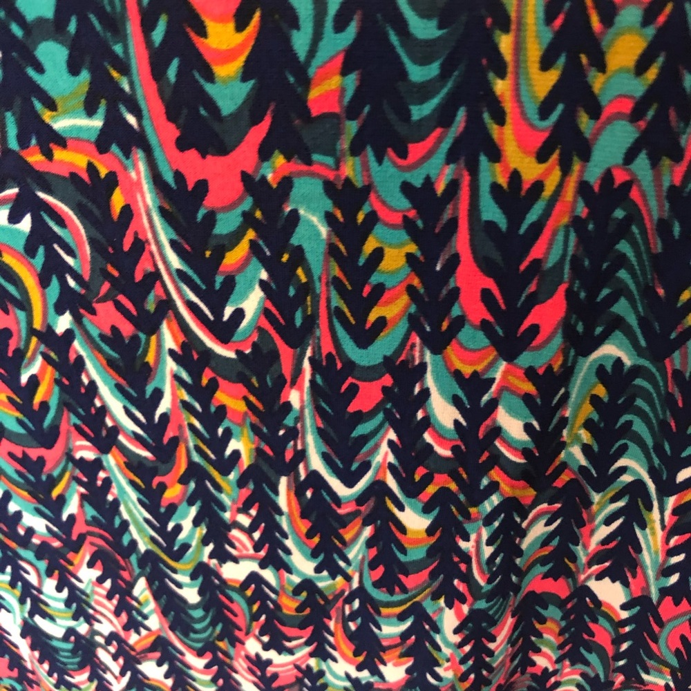 NWOT Lularoe Irma Hi Low top - Picture 8 of 11